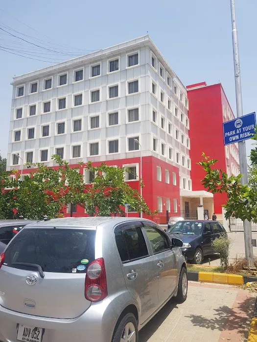 Shaheed Zulfiqar Ali Bhutto Medical University Islamabad Picture 2