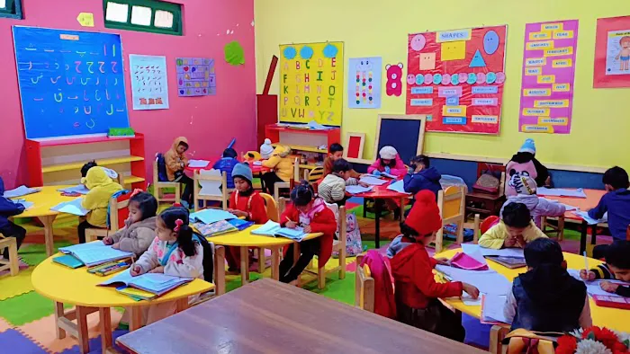 Islamabad Model School (I-V), F-6/1 Picture 1