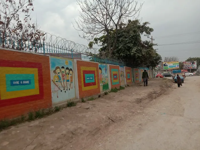 Hazrat Ayesha Block Faculty of Management Sciences Picture 5