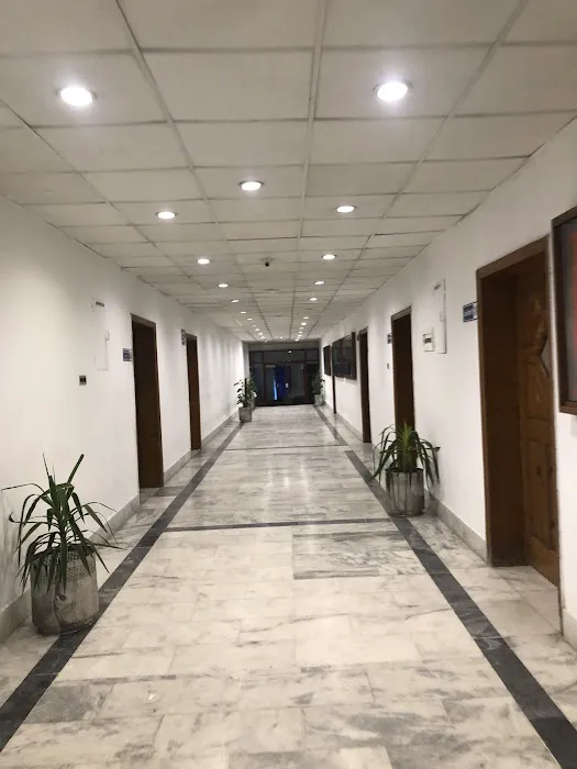 Iqra University - Islamabad Campus (IUIC) Picture 5