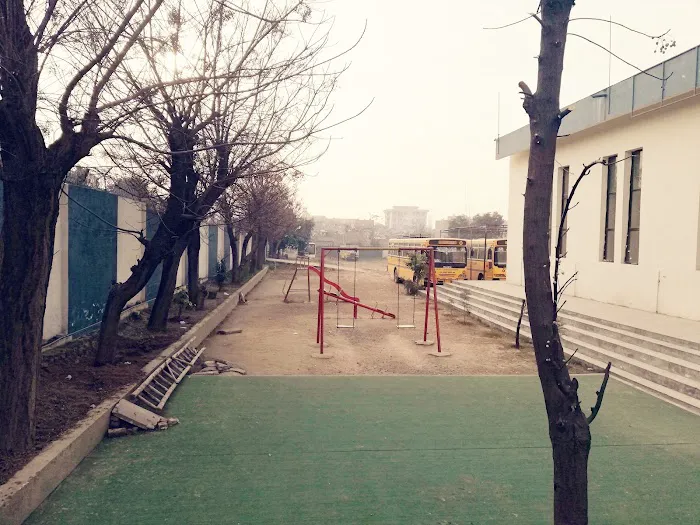 Islamabad Model College for Girls G-8/4 Picture 7