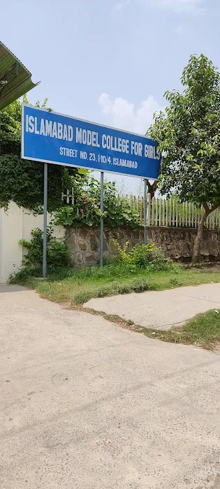 Islamabad Model College for Girls I-10/4 (STEM Intervention) Picture 3