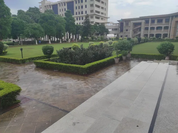 FAST NUCES, Islamabad Campus Picture 2
