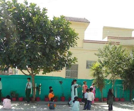 Rising Pakistan Montessori High School