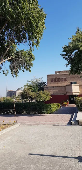 SEECS Faculty Block Picture 7