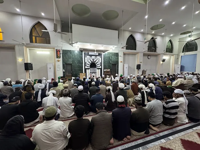 Jamia Tul Madina G-11 Markaz Islamabad Picture 4
