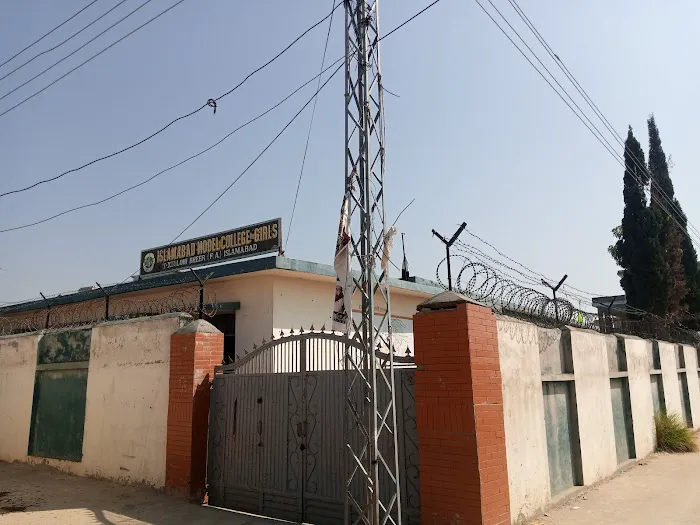 Islamabad Model College For Girls lohi bhair Picture 2