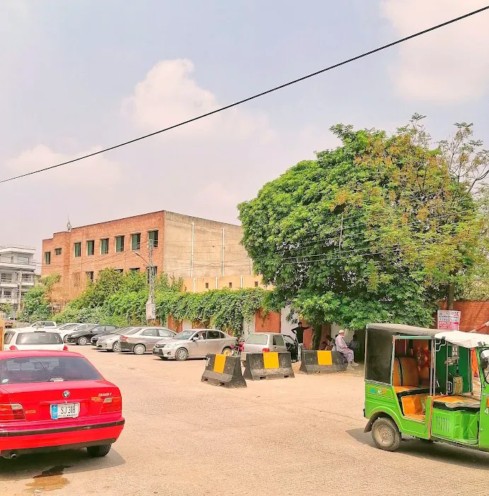 Govt Degree College for Women B.Block Picture 8