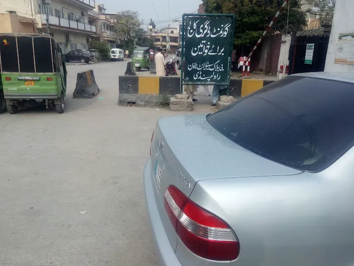 Govt Degree College for Women B.Block Picture 3