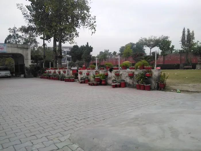 Govt Degree College for Women B.Block Picture 7