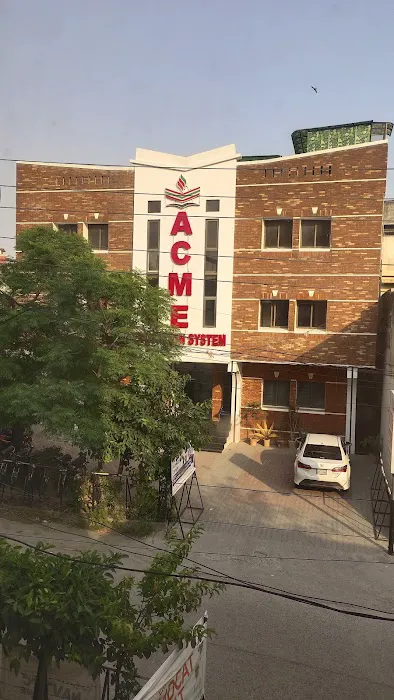 Acme Education System Commercial Market Campus Picture 3