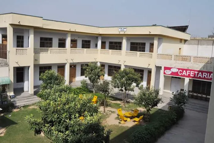 F.G. Postgraduate College for Women Rawalpindi. Picture 1
