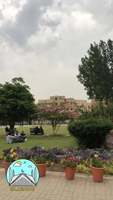 Shaheed Zulfikar Ali Bhutto Institute of Science and Technology Picture 3