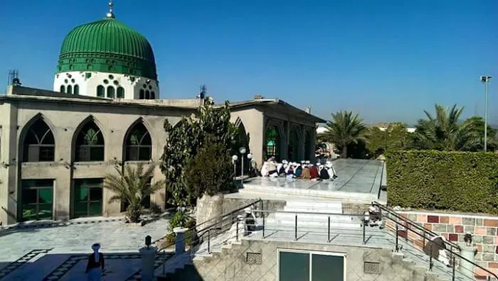 Khanqah O Jamia Muhammadia Saifia Sarfraz Ul Uloom Picture 5