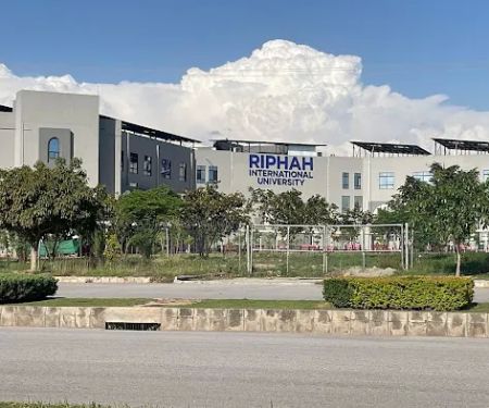Riphah International University Gulberg Green Campus islamabad