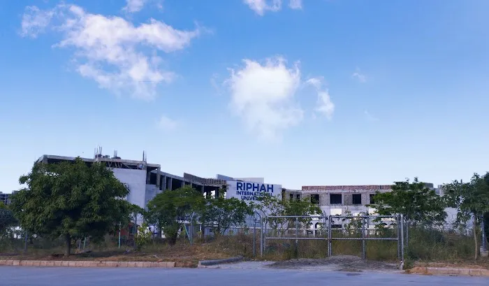 Riphah International University Gulberg Green Campus islamabad Picture 5