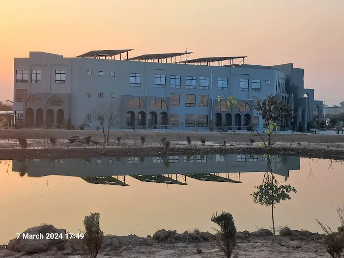 Riphah International University Gulberg Green Campus islamabad Picture 4