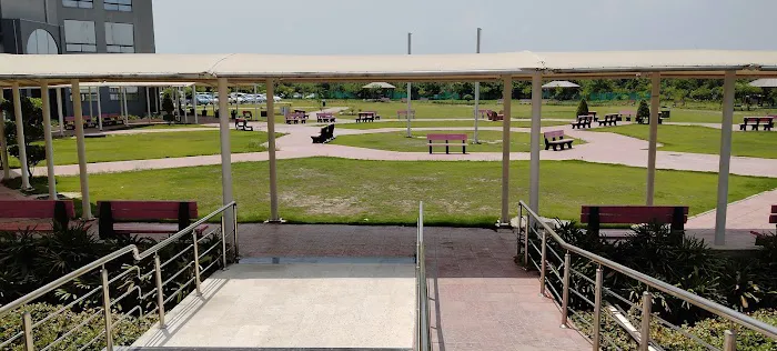 Riphah International University Gulberg Green Campus islamabad Picture 10