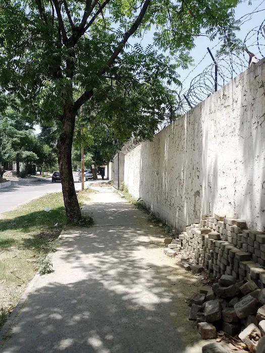 Islamabad Model College for Girls G-10/2 Picture 10