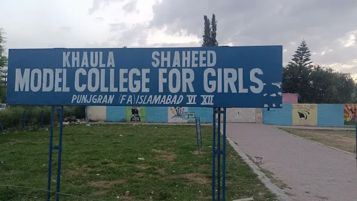 Islamabad Model College for Girls Picture 2
