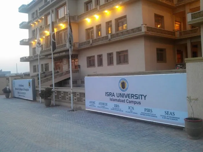 Isra University, Islamabad Campus Picture 3