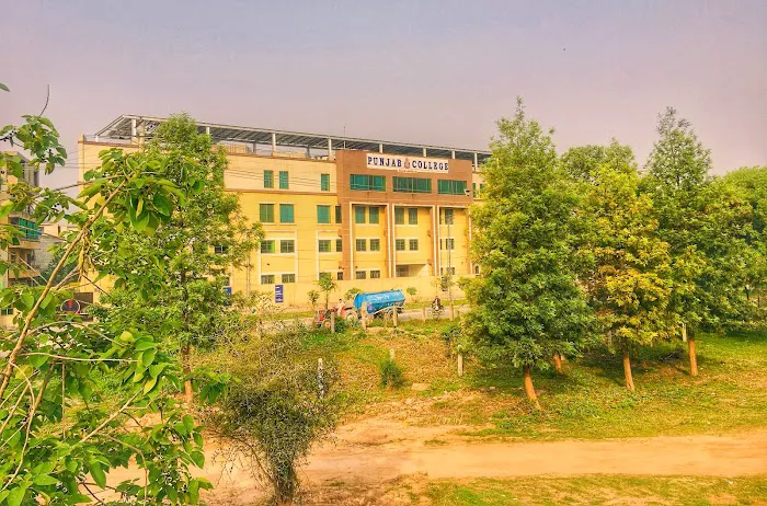 Punjab College Quaid Campus Picture 2