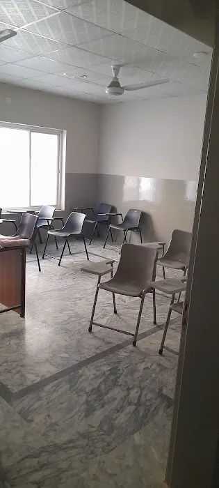 QCC (Quaid-e-Azam Capital College) Picture 6
