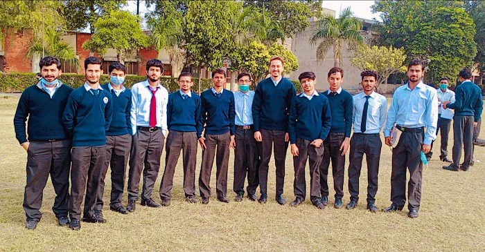 Urdu department asghar mall college Picture 1