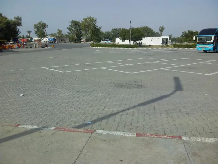 Rabaat College And Academy, Haidri Chowk Picture 6