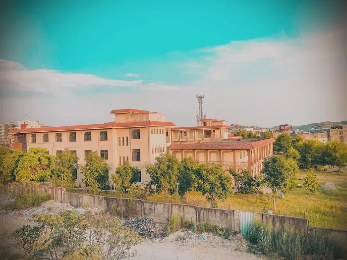 Islamabad model College For Girls Picture 1