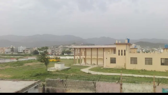 Islamabad model College For Girls Picture 4