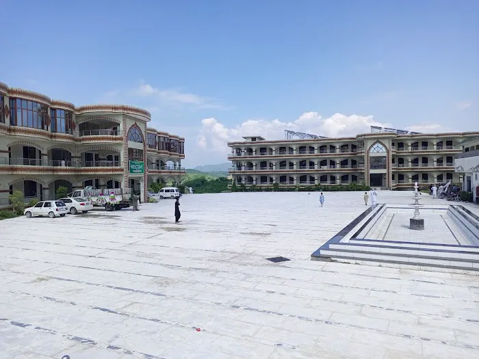 International Qadria Jilania Islamic University, Hussainiya Sharif Picture 3