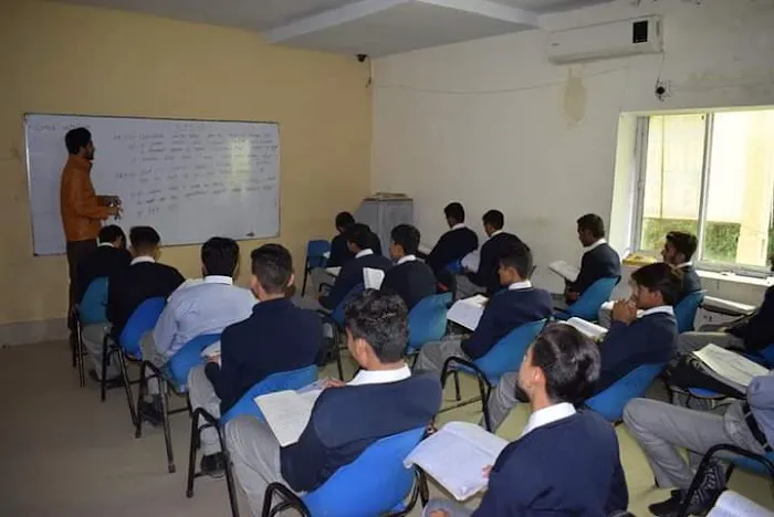Shaheen International college Picture 3