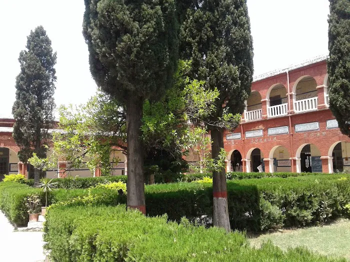 Mensa College for Women Kahuta Picture 4
