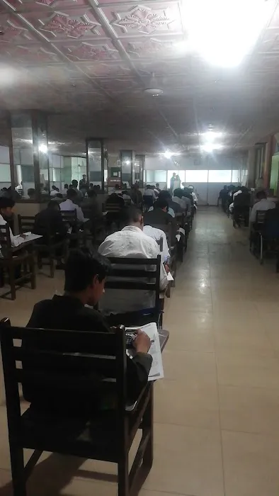 Case school and college Picture 7