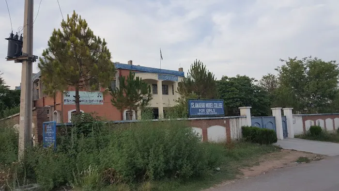 Islamabad Model College for Girls, Margalla Town Picture 4