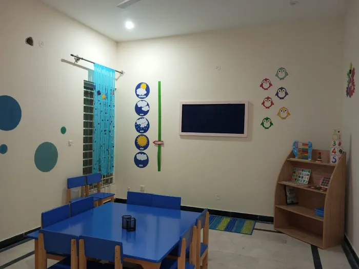 Exploreville School Numair Campus B-17 Picture 1