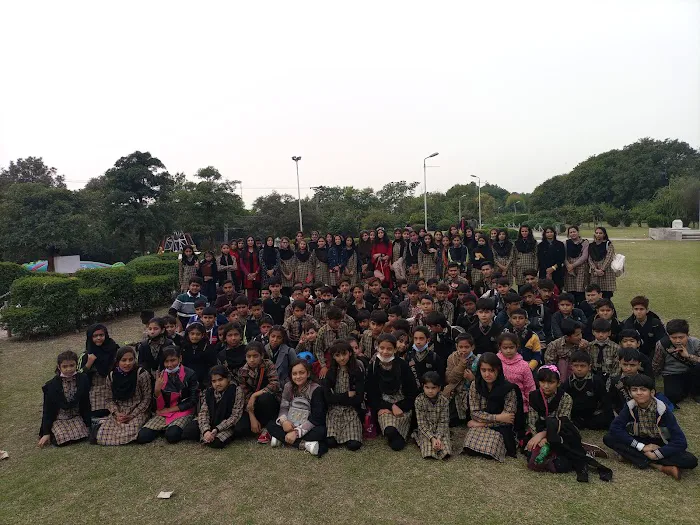 Oasis Public School Picture 2