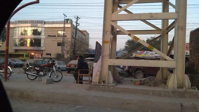 Punjab College of Commerce Picture 4