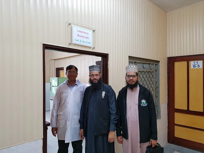 Jamia Amina Zia ul banat Picture 5