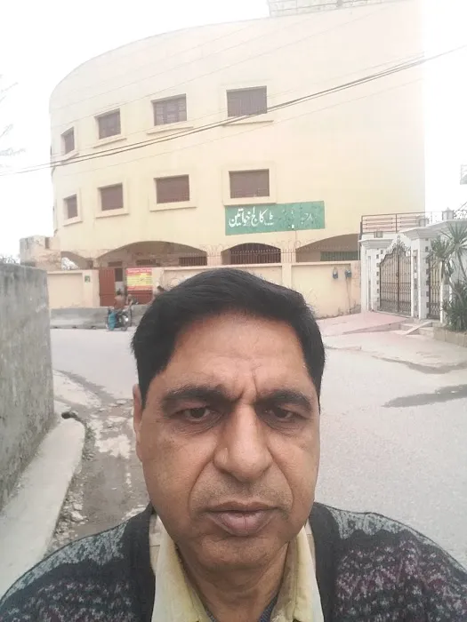 Khadija Umar associate college For Girl گورئمنٹ خدیجہ عمر اسیوسی ایٹ کالج (خواتین) Picture 10