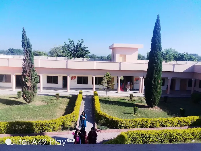 Farah Pervaiz Girls Degree College Thathi Picture 2