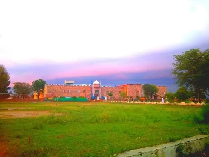 Jamia Qadria Warsia Picture 6