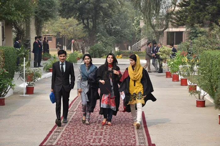 University of Wah Picture 8