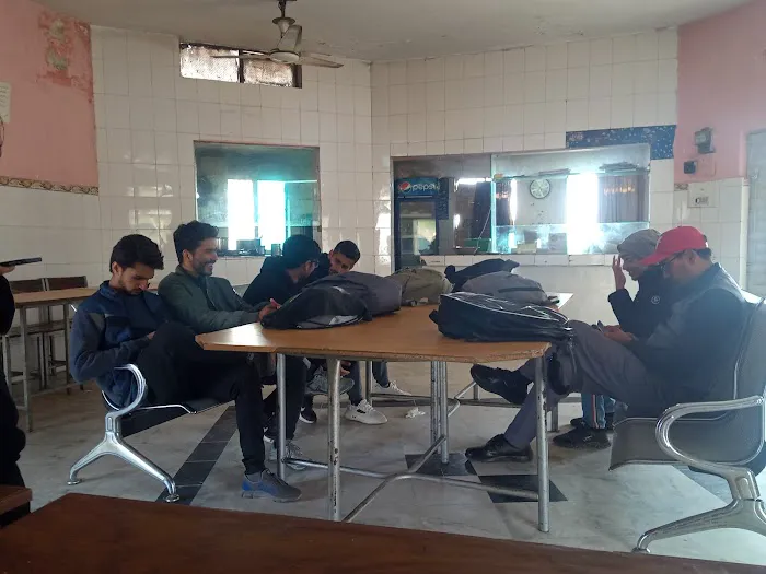 Islamabad Model Postgraduate College (For Men) Picture 7