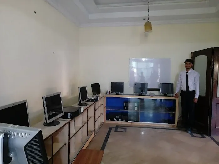 Horizon Educasia School And College Main Khayaban-e-tanveer road scheme 3 chaklala Picture 5