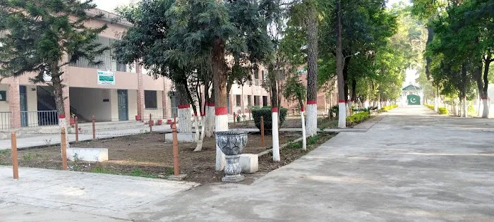Governmet College for Men Picture 3