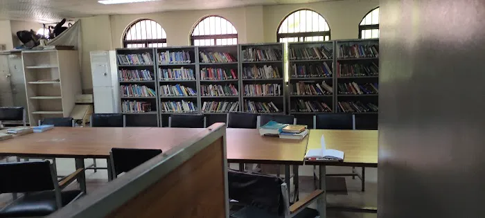 University Library & Computer Lab. Picture 10