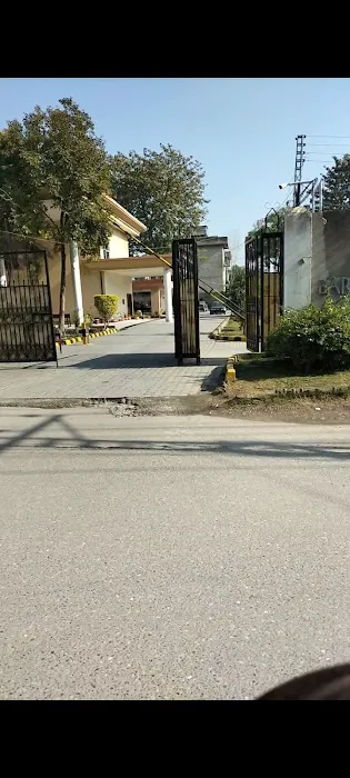 Govt College for Women Murree Road Picture 8