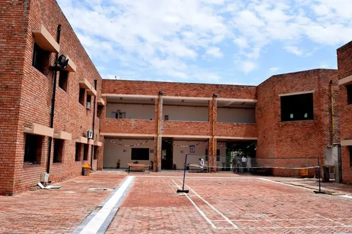University Institute of Information Technology - PMAS Arid Agriculture University Picture 1